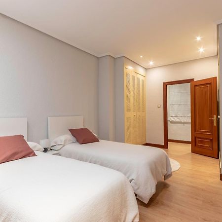 Apartamento Uribitarte Bilbao Eksteriør billede