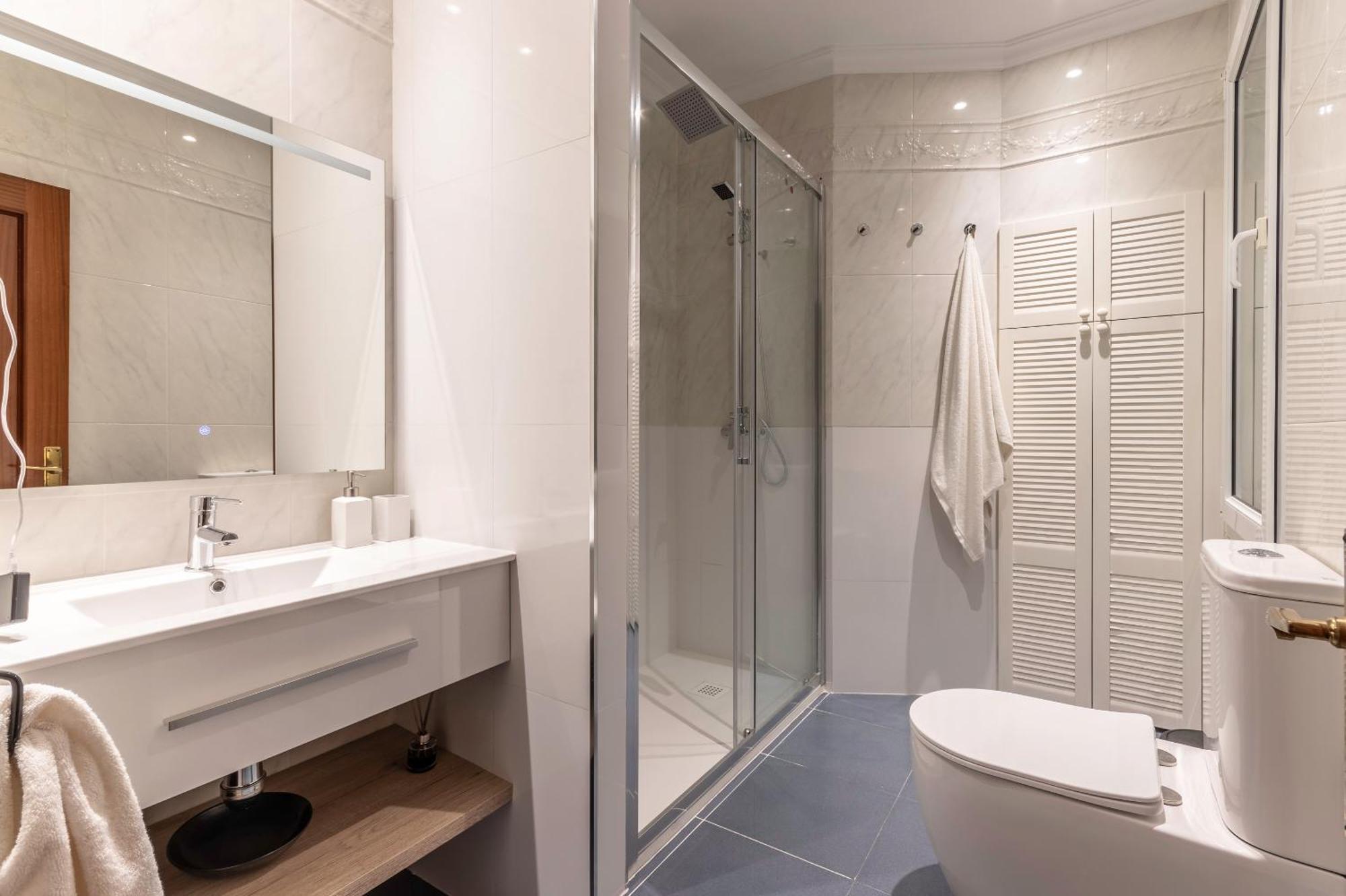 Apartamento Uribitarte Bilbao Eksteriør billede