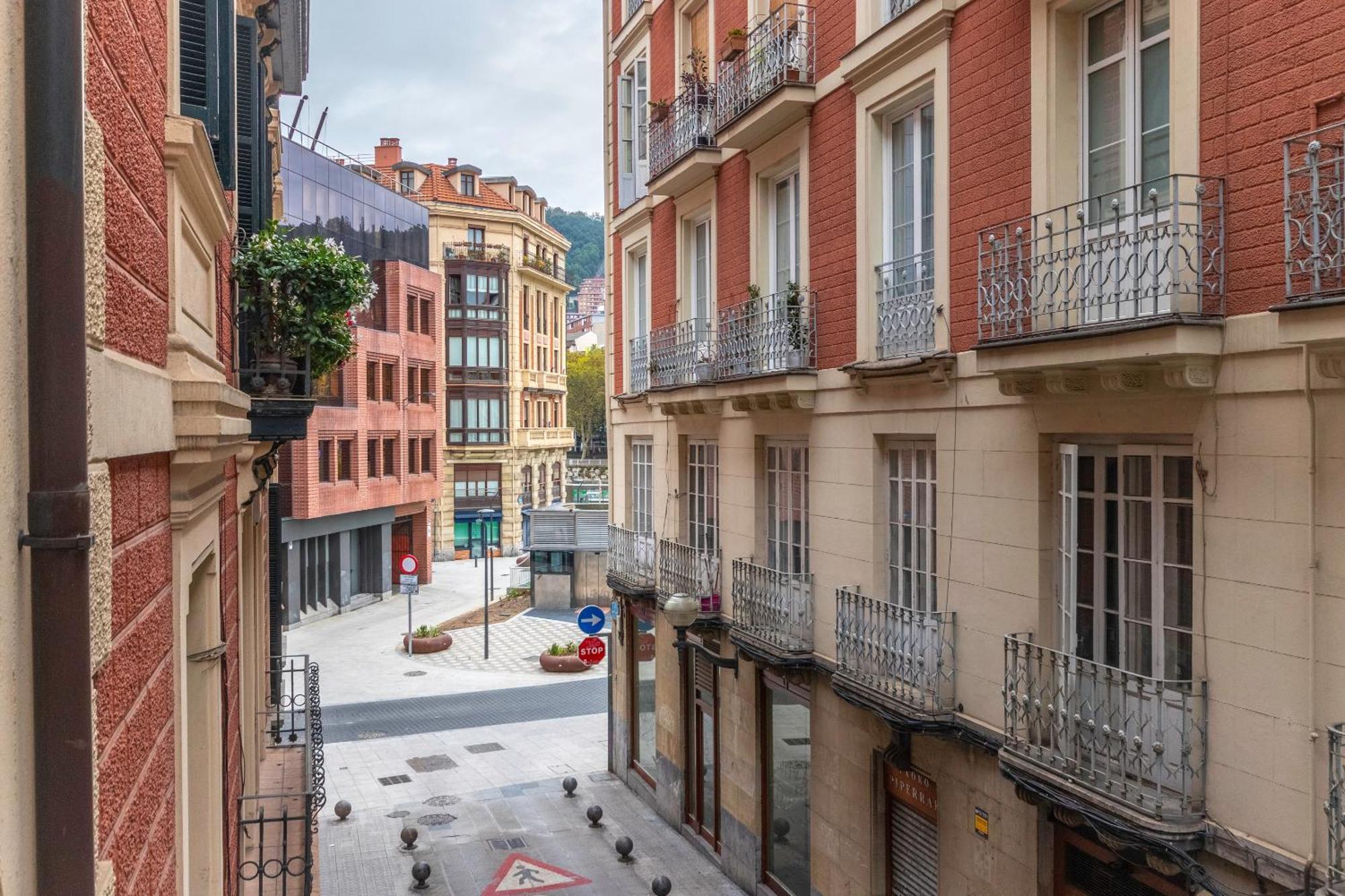 Apartamento Uribitarte Bilbao Eksteriør billede